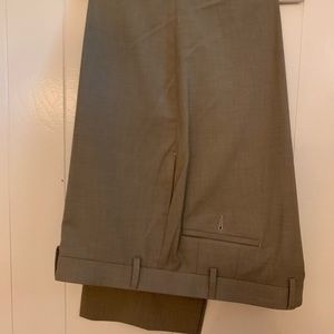 Lauren Ralph Lauren  40 Waist 32 Length.